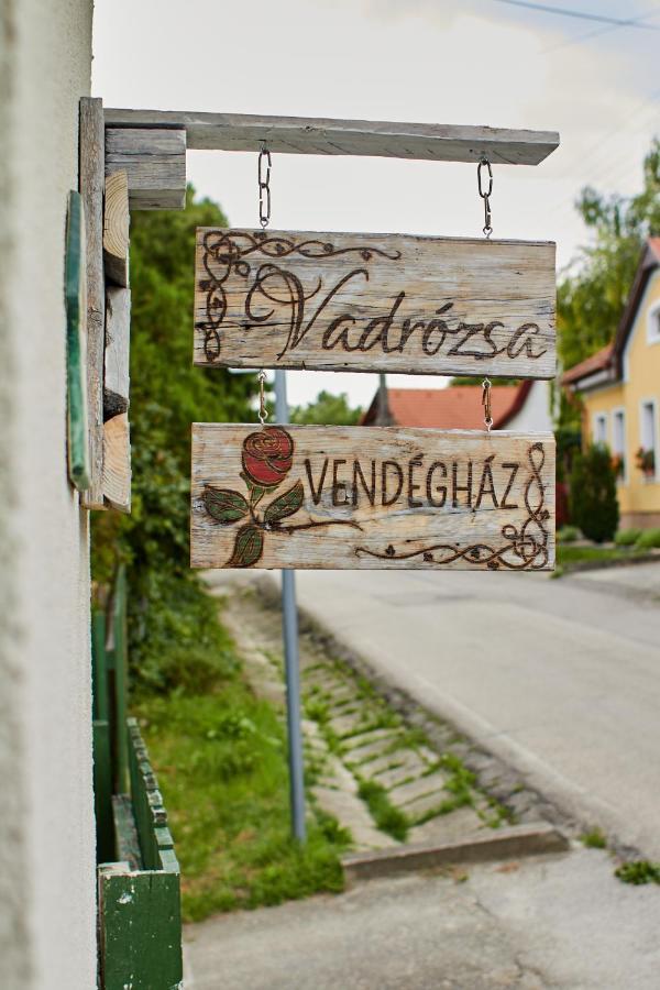 Vadrozsa Vendeghaz Racalmas Guest House Exterior photo